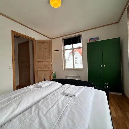 Scenic Escape - 2 Bedroom - 32 アパート